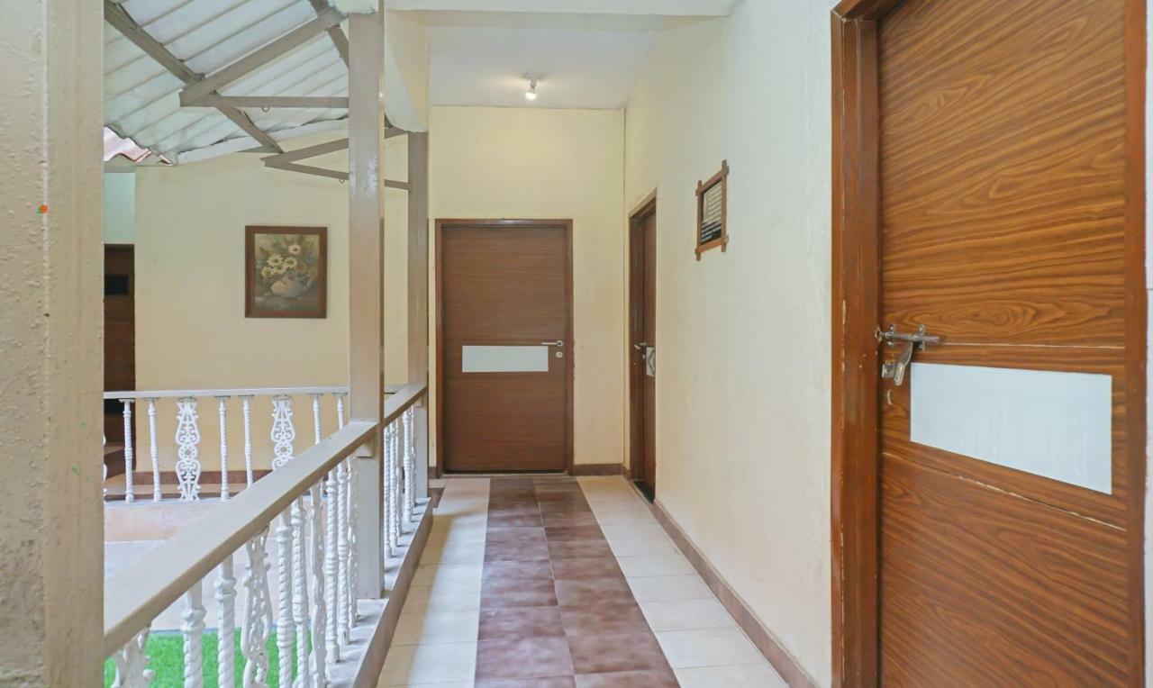 Hotel Lions Den โลนาวาลา ภายนอก รูปภาพ